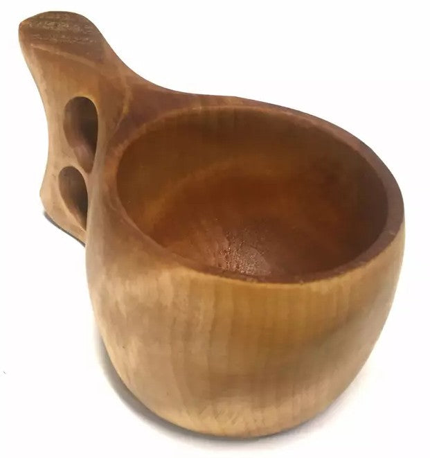 Kuksa kaiverruksella, visakoivu